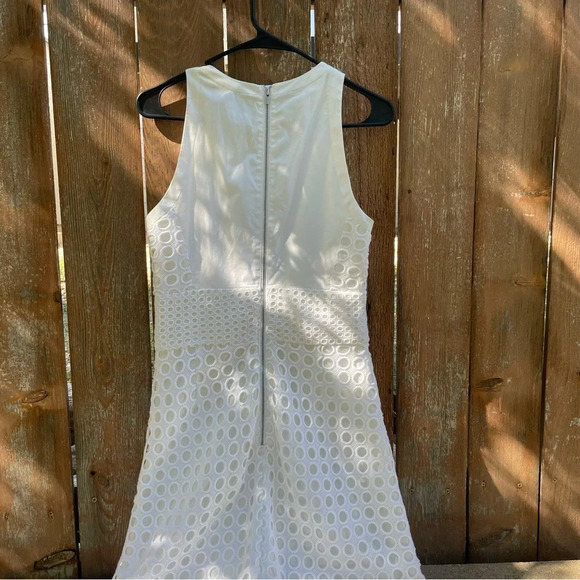 Banana Republic Women’s White Circle Pattern Sheath Pencil Dress Size 8 - Picture 8 of 17
